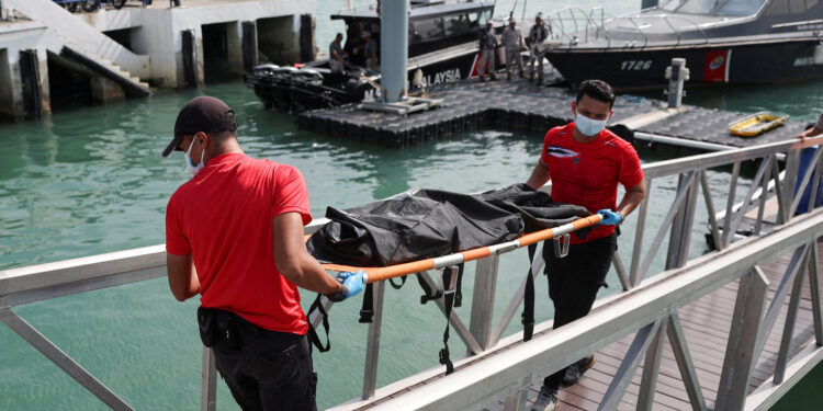 Malaysia recovers more bodies from capsized Rohingya refugee boat | Rohingya