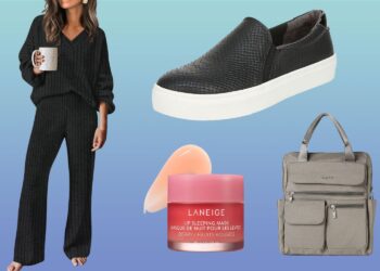 15 Flight Attendant Amazon Travel Essentials