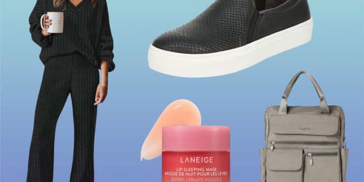 15 Flight Attendant Amazon Travel Essentials