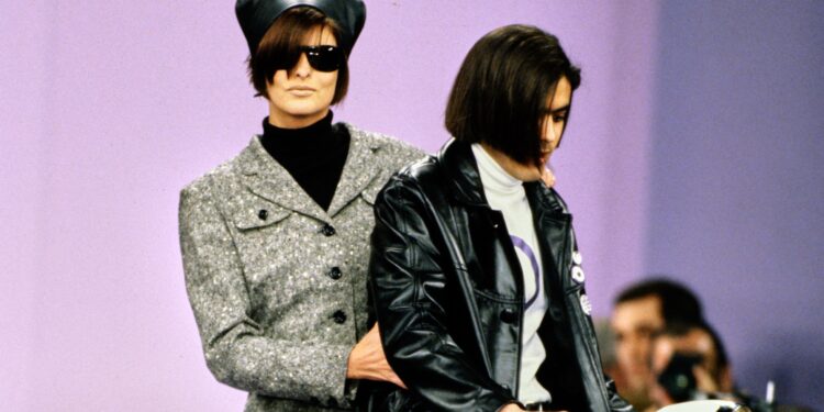 Anna Sui Fall 1995 Ready-to-Wear Collection