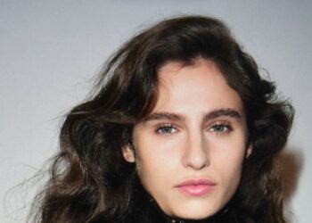 Khaite Pre-Fall 2026 Collection | Vogue