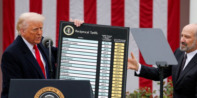 Trump’s approval rating drops to 39% amid economic concerns: US poll | Donald Trump News