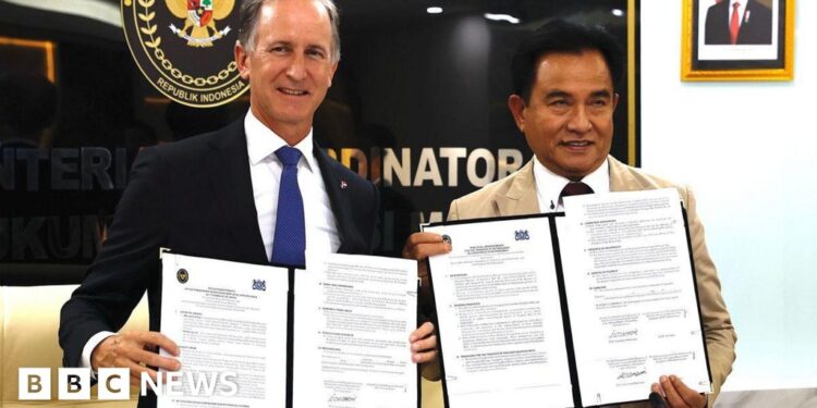 Indonesia to repatriate two Dutch men jailed for drug offences