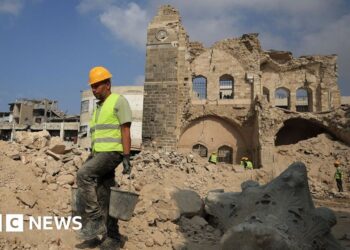 Recovery work begins at Gaza’s war-damaged heritage sites