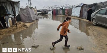 Flood misery for Gazans awaiting next stage of peace plan