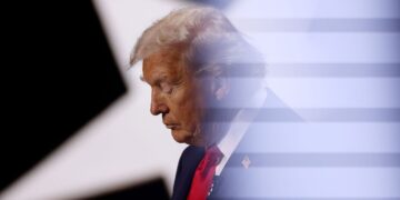 Trump Signs Executive Order That Threatens to Punish States for Passing AI Laws