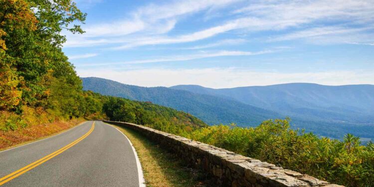 This 105-mile Virginia Drive Has Over 70 Scenic Overlooks Through an Iconic National Park