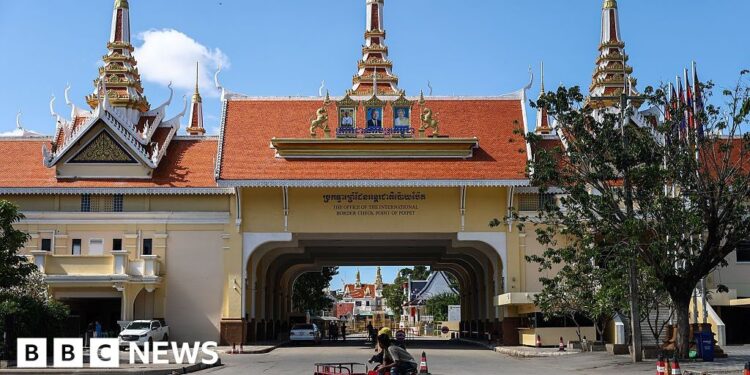 Thailand bombs near Poipet casino hub on Cambodian border