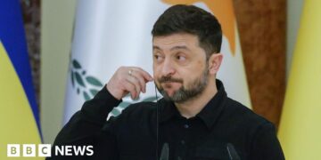 Ukrainian city hit by ‘massive’ strike as peace talks in US conclude