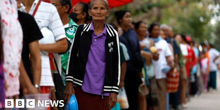 Thailand, Cambodia agree to talks in bid to end deadly conflict