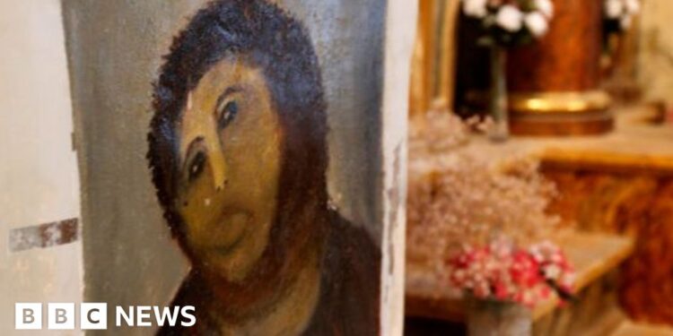 Spanish woman who found fame for botching fresco restoration dies