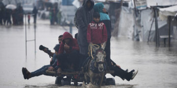 Gaza’s camps brace for floods as Israel blocks key shelter supplies | Gaza