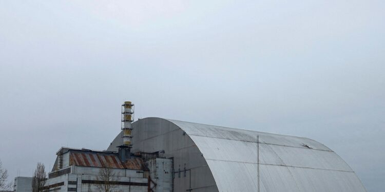 IAEA flags damage to Chornobyl nuclear plant’s protective shield in Ukraine | Russia-Ukraine war News