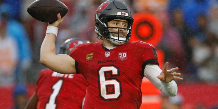 No NFC South champ until Sunday after Bucs beat Panthers