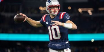 Drake Maye carries Patriots to wild-card win over Chargers