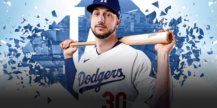 Sources: Kyle Tucker, Dodgers agree to 4-year, $240M deal