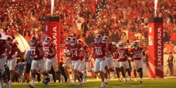 Hoosiers receive heroes’ welcome in return to Bloomington