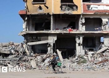 Eight people killed by Israeli air strikes, Gaza civil defence agency says