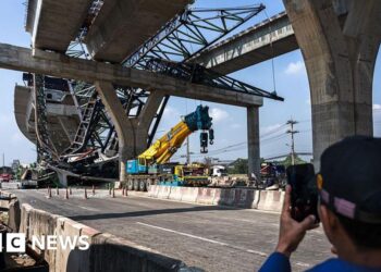 Two killed in another construction crane collapse