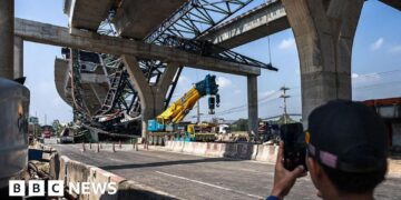 Two killed in another construction crane collapse