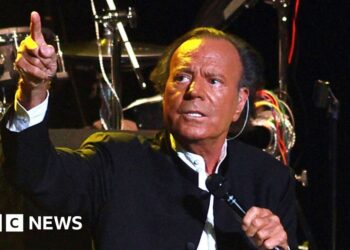 Singer Julio Iglesias faces Spanish inquiry into sexual assault allegations