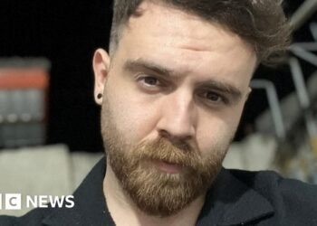 Iran denies plan to execute detained protester