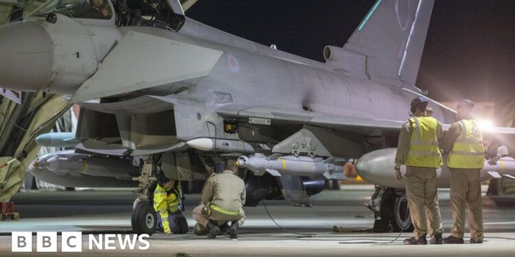 UK and France airstrikes hit underground IS arms bunker near Palmyra