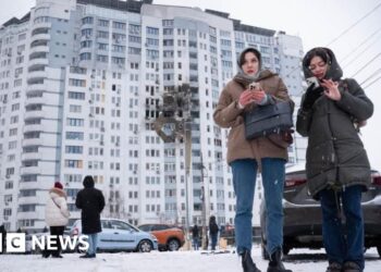 Trump says Putin will not attack Ukraine cities during cold week