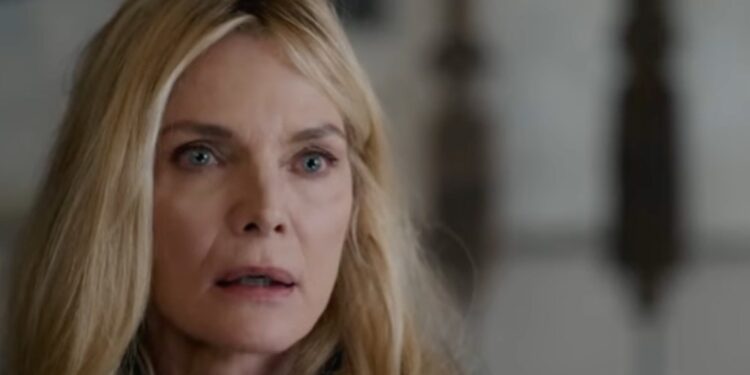 Michelle Pfeiffer and Kurt Russell Star