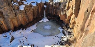 This Arizona Waterfall Only Appears a Few Days a Year