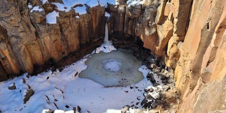 This Arizona Waterfall Only Appears a Few Days a Year