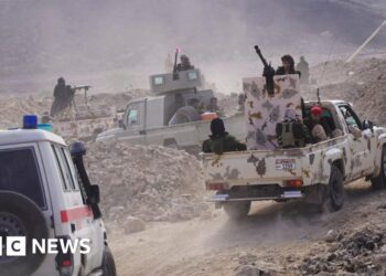 Yemen clashes bring Saudi and UAE-backed forces into confrontation