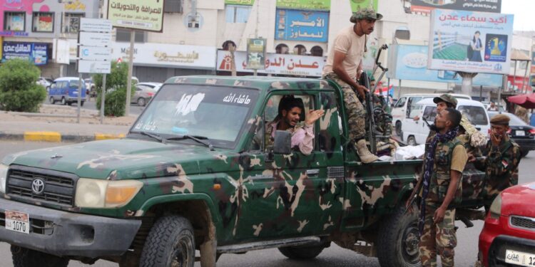 Regained momentum sets Yemen government’s eyes on Houthis in the north | Conflict News