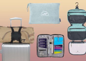 14 Travel Tips for Flight Delays, From a Former Gate Agent