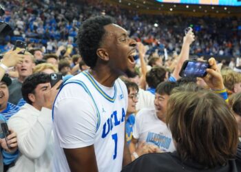 Donovan Dent’s OT layup caps historical rally for UCLA