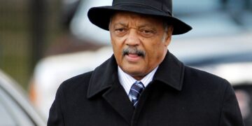 Tributes pour in after US civil rights icon Jesse Jackson dies at 84 | Obituaries News