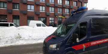 Russia names three suspects in shooting of general