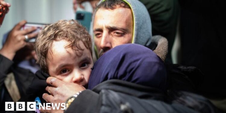 Gazans returning through Rafah crossing describe checks by Palestinian militia