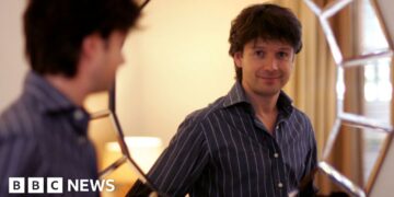 Asos co-founder dies after Thailand balcony fall