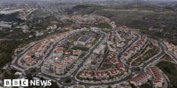 US embassy to provide passport services at West Bank settlements