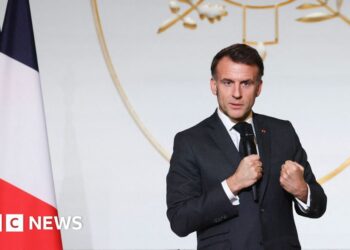 Macron urges Europe to start acting like world power