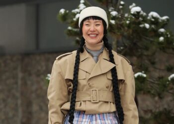 How to Wear a Pillbox Hat, According to Street Style