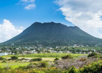 How to Visit Statia, One of the Caribbean’s Smallest Islands