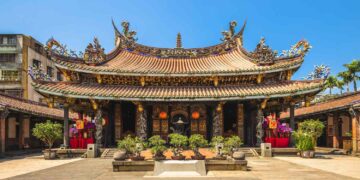 The Essential Guide to Taipei, Taiwan