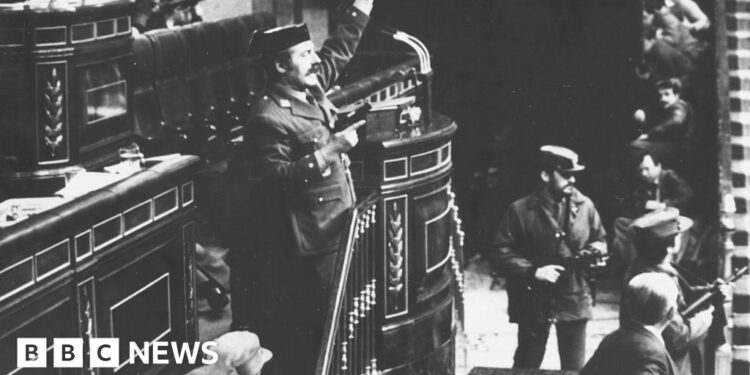 Spain declassifies files on 1981 attempted coup