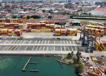 Hong Kong-linked company decries search of Panama Canal port offices | Donald Trump News