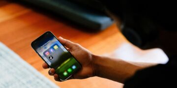 Is social media addictive? | Social Media News