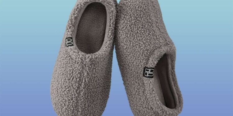 We Found $10 Bombas Slippers Lookalikes
