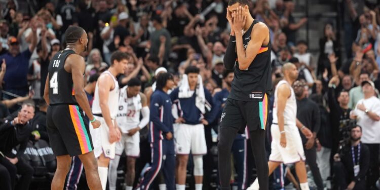 Wemby emotional after Spurs’ 25-point comeback over Clippers
