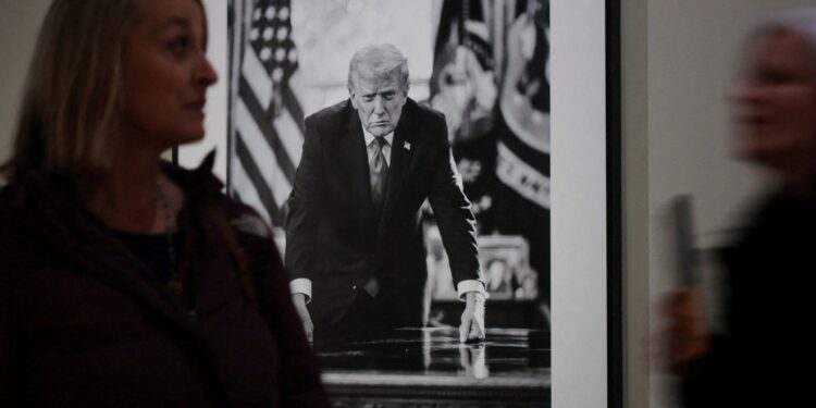 US arts commission approves gold coin stamped with Donald Trump’s face | Donald Trump News